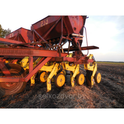 Высевающая секция на параллелограммной подвеске А-03