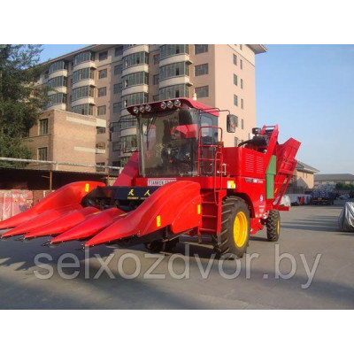 Комбайн початкоуборочный 4-х рядный кукурузный
