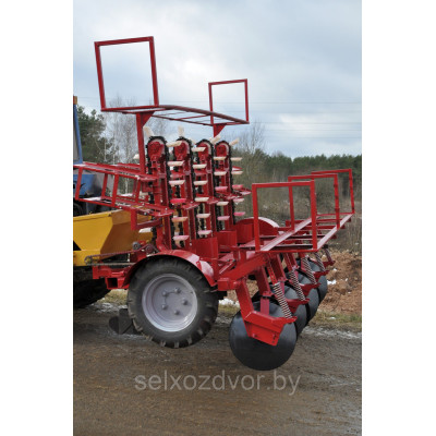 Сажалка пророщенного картофеля СПК-4